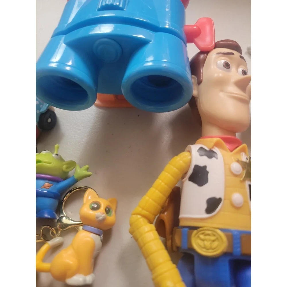 Toy Story  Woody Alien Buzz Cat Lenny Etc... Mixed lot toys